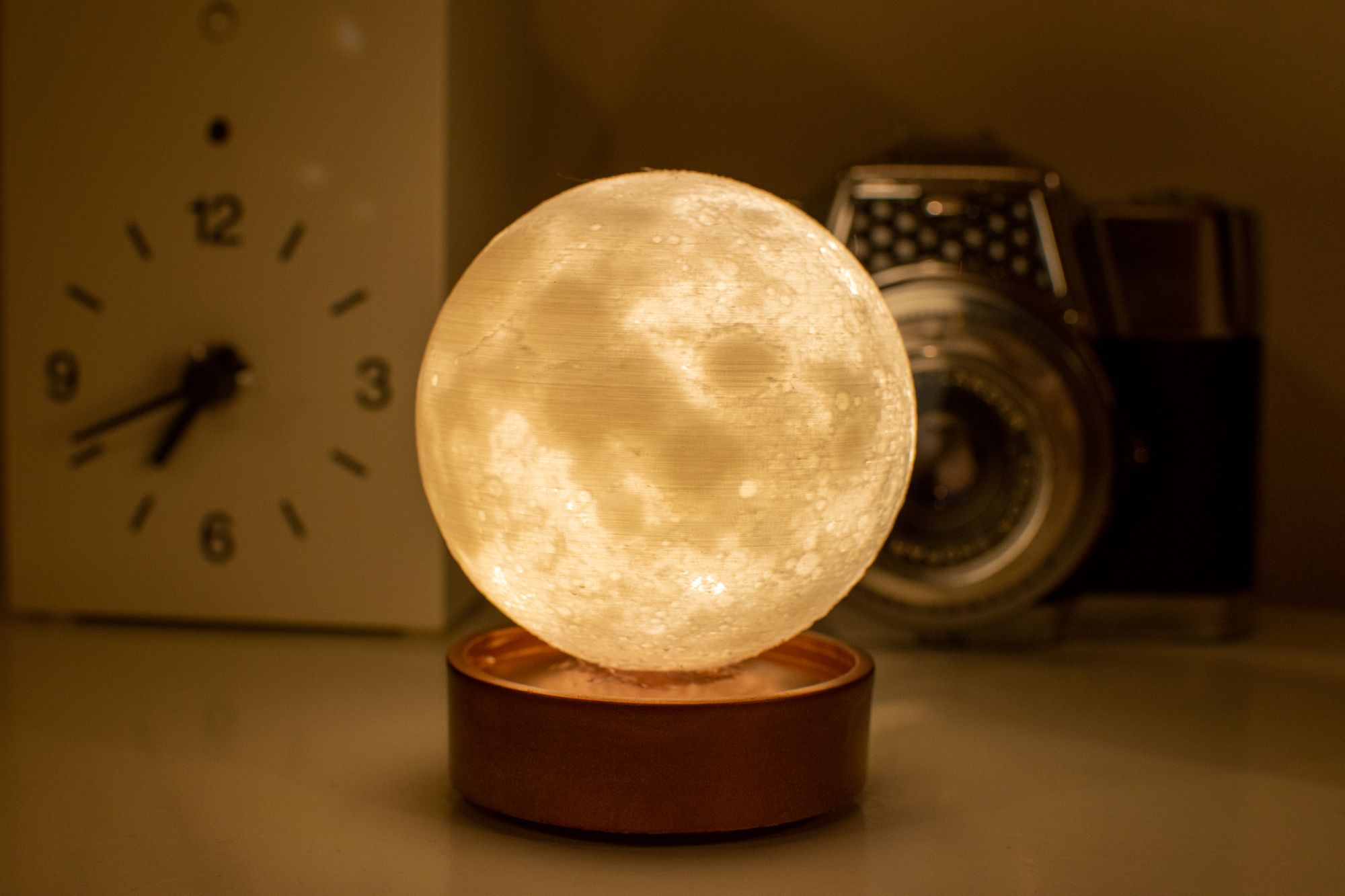 The Moon Lamp